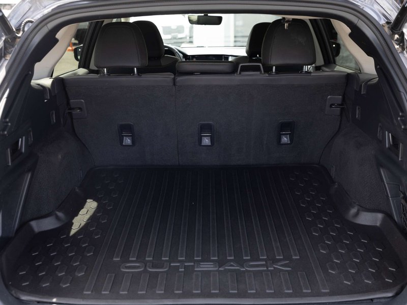 2023 Subaru Outback Onyx