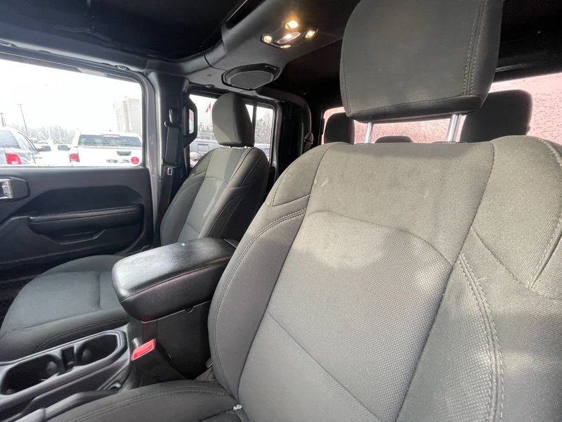 2020 Jeep GLADIATOR SPORT 4X4