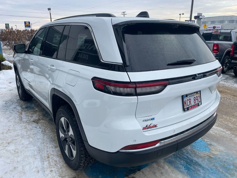 2023 Jeep GRAND CHEROKEE 4XE LIMITED LIMITED TRIM!
