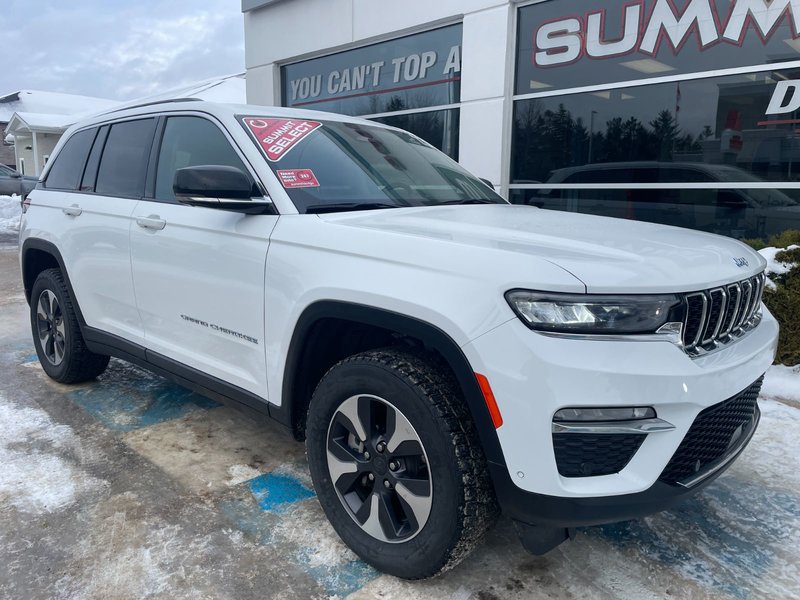 2023 Jeep GRAND CHEROKEE 4XE LIMITED LIMITED TRIM!