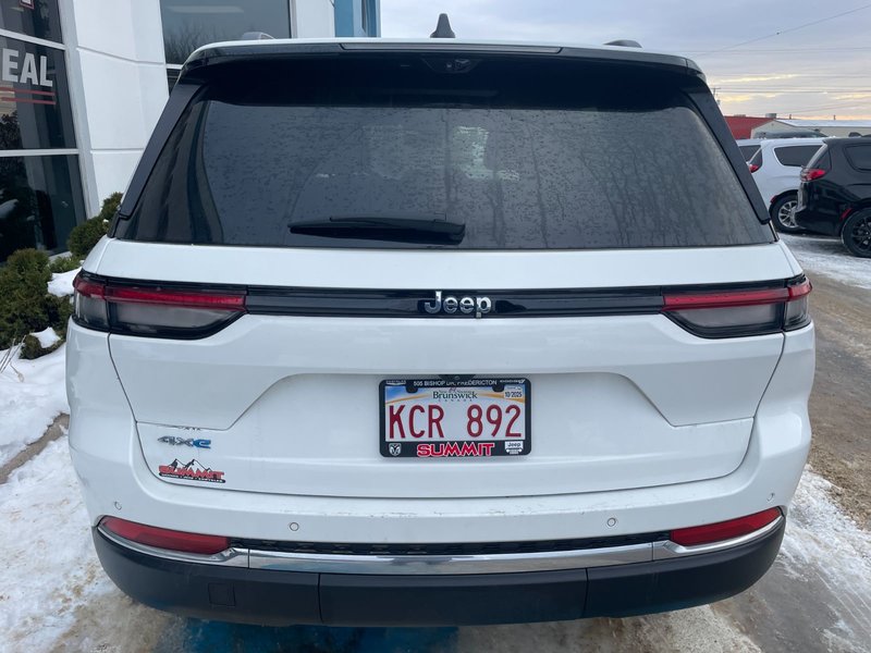 2023 Jeep GRAND CHEROKEE 4XE LIMITED LIMITED TRIM!