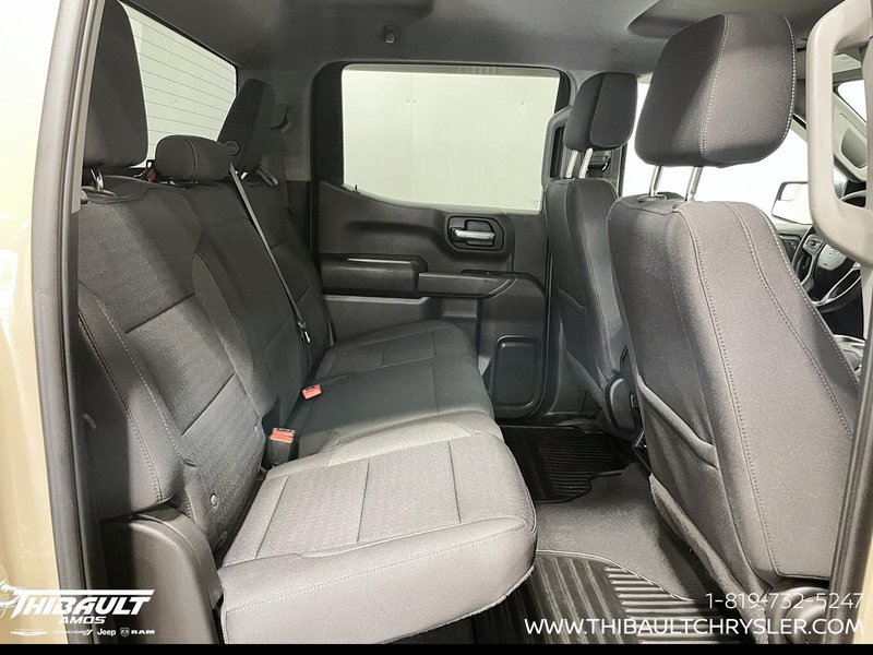 2022 Chevrolet Silverado 1500 Custom Trail Boss