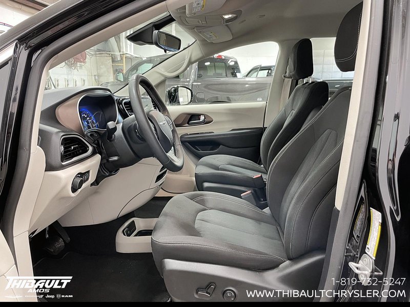 2024 Chrysler Grand Caravan SXT