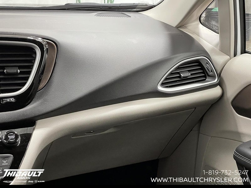 2024 Chrysler Grand Caravan SXT