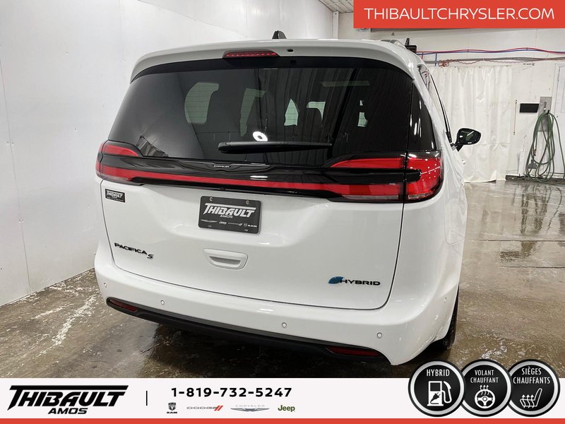 2024 Chrysler Pacifica Hybrid PREMIUM S APPEARANCE