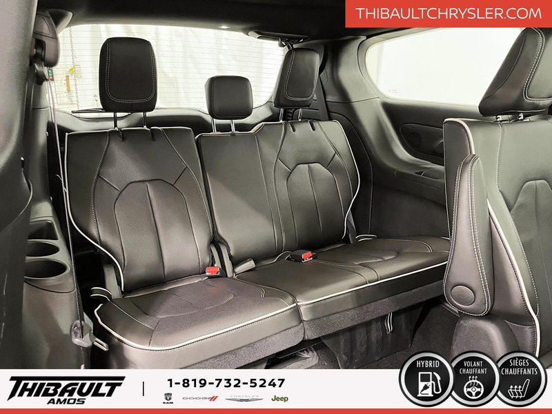 2024 Chrysler Pacifica Hybrid Premium S Appearance