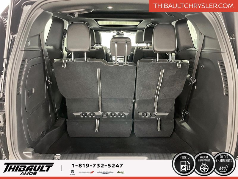 2024 Chrysler Pacifica Hybrid Premium S Appearance