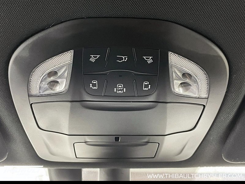 2022 Chrysler Pacifica Touring