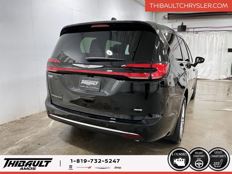 Chrysler Pacifica SELECT AWD 2026