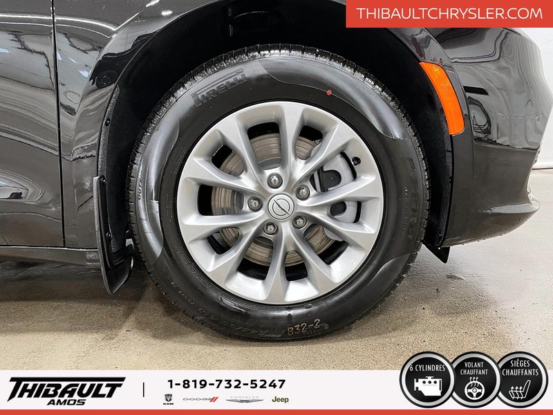 Chrysler Pacifica SELECT AWD 2026