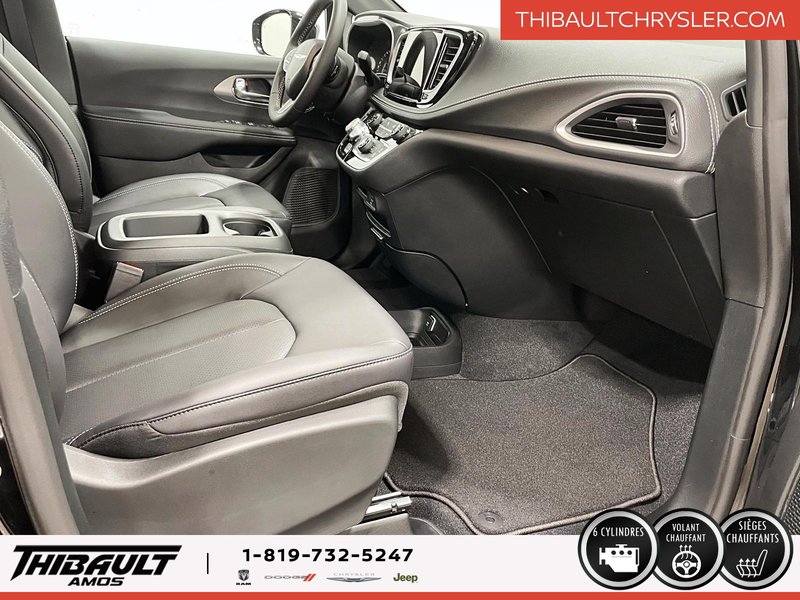 Chrysler Pacifica SELECT AWD 2026