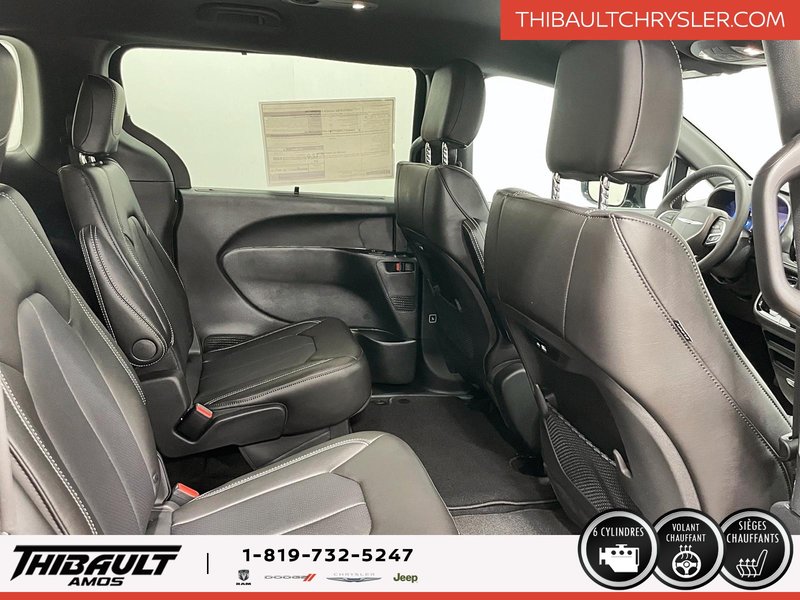 Chrysler Pacifica SELECT AWD 2026