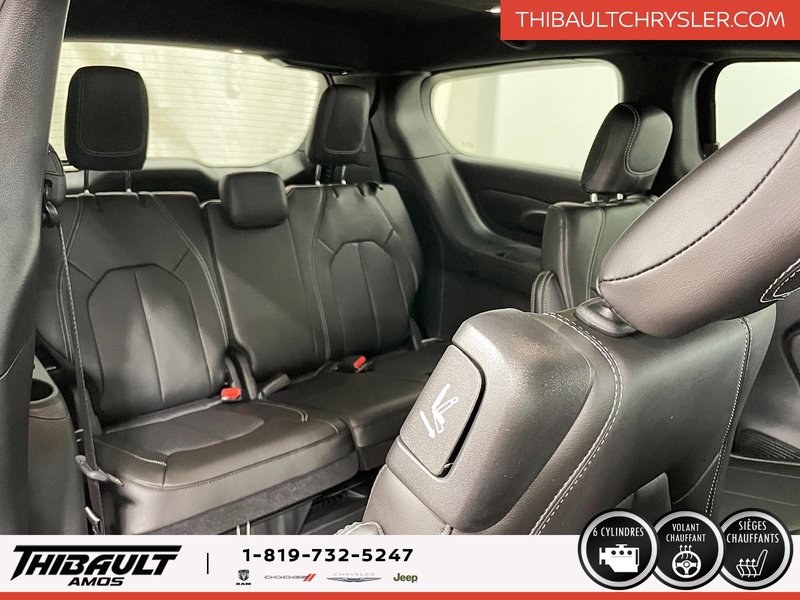 Chrysler Pacifica SELECT AWD 2026