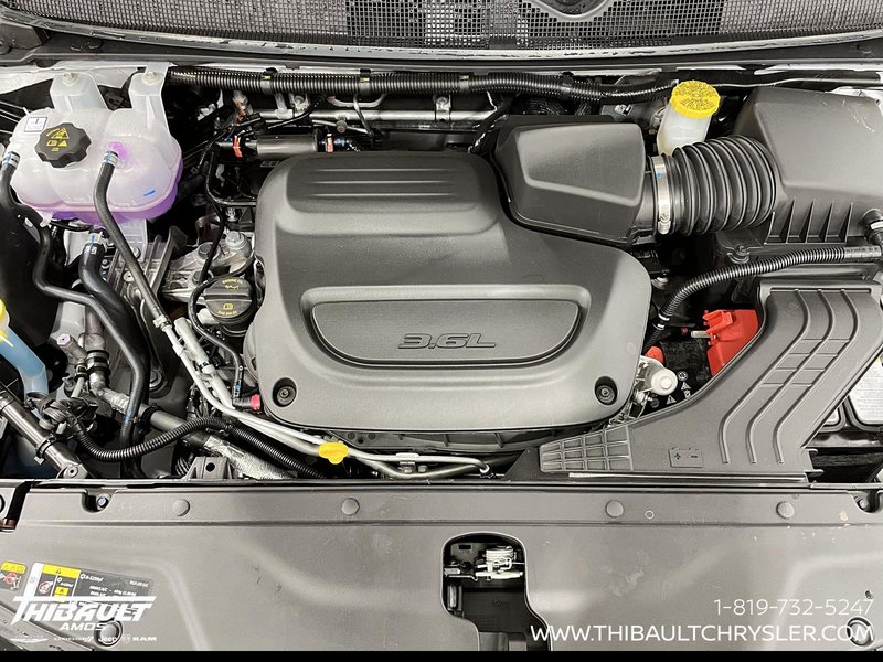 2026 Chrysler Pacifica SELECT AWD