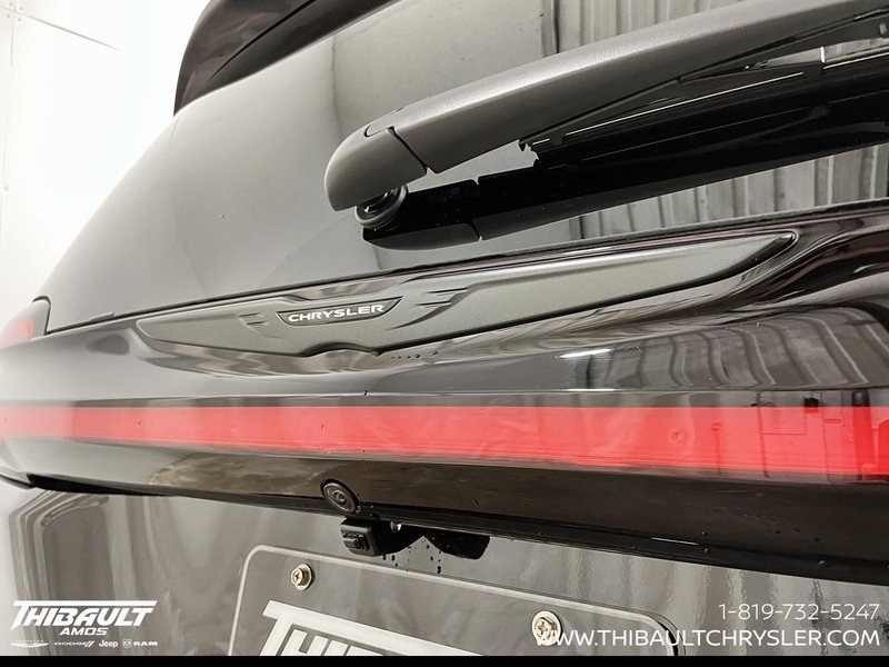 2026 Chrysler Pacifica SELECT AWD