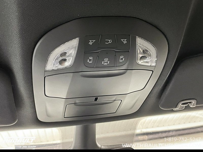 2026 Chrysler Pacifica SELECT AWD