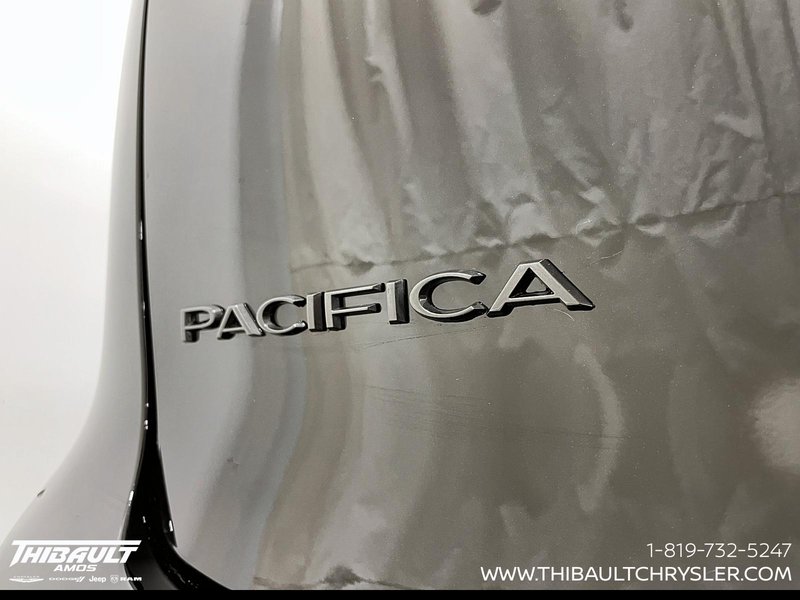 2026 Chrysler Pacifica SELECT AWD