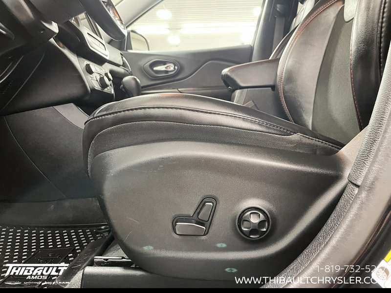 2020 Jeep Cherokee Trailhawk