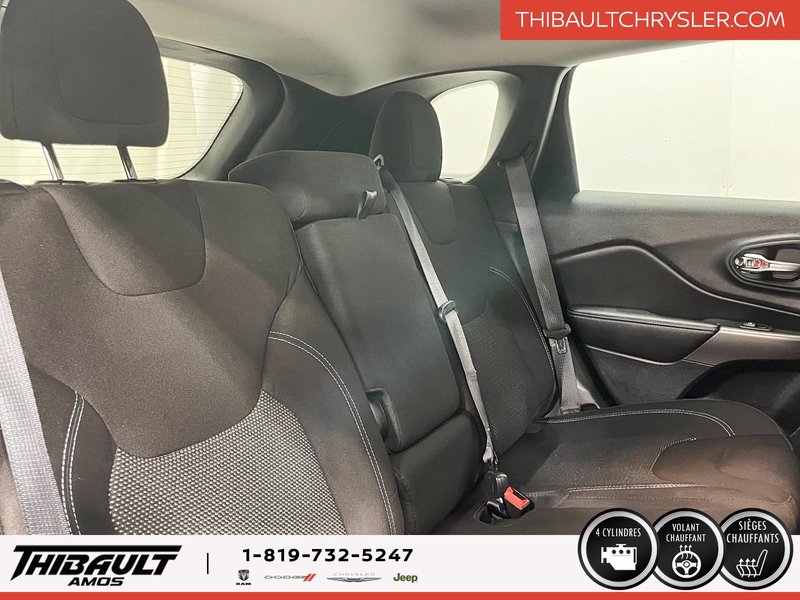 2021 Jeep Cherokee Sport