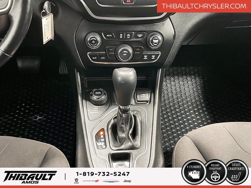 2021 Jeep Cherokee Sport