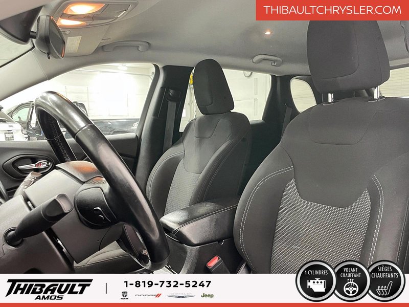 2021 Jeep Cherokee Sport