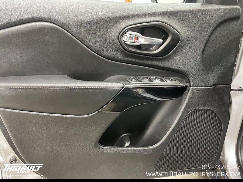 2021 Jeep Cherokee Altitude