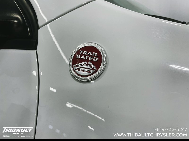 2021 Jeep Cherokee Trailhawk Elite