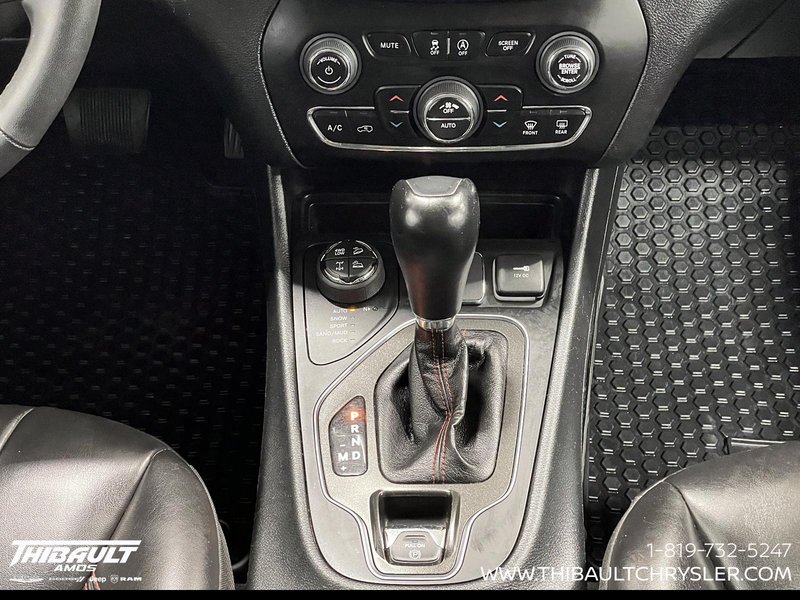 2022 Jeep Cherokee Trailhawk