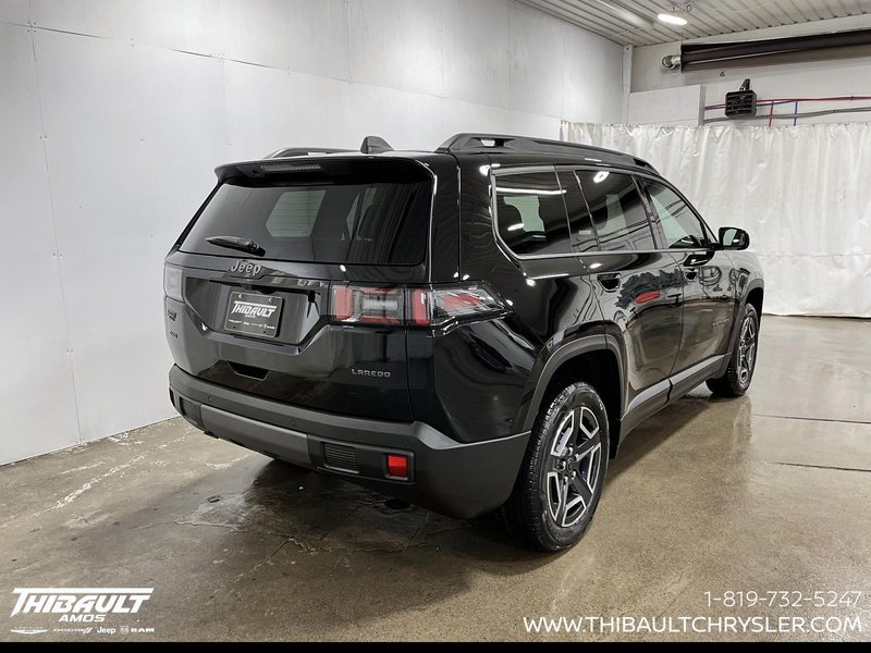 2026 Jeep Cherokee LAREDO
