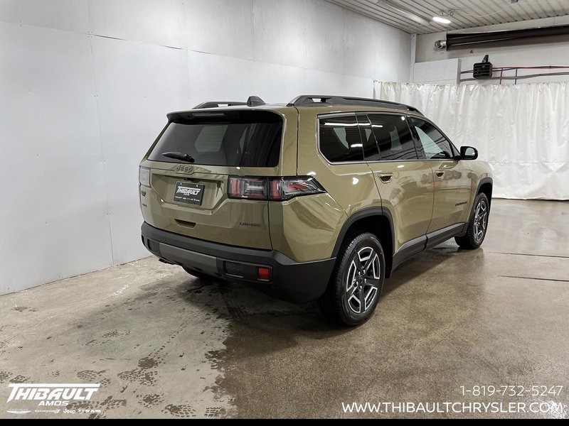 2026 Jeep Cherokee LAREDO