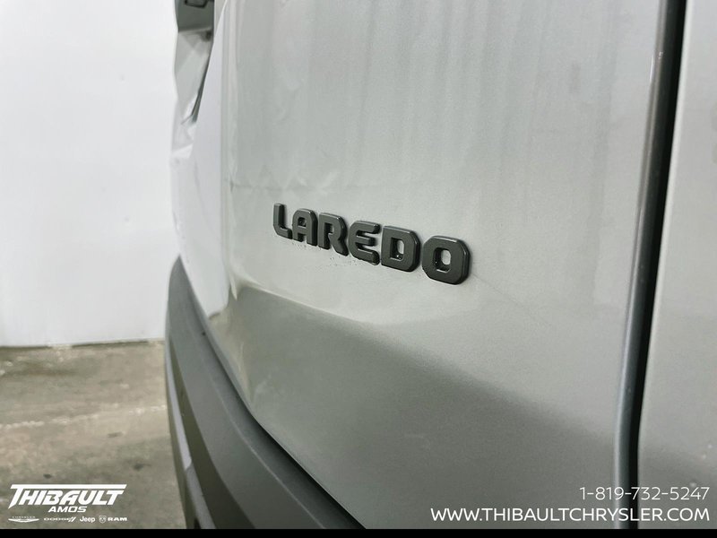 2026 Jeep Cherokee LAREDO