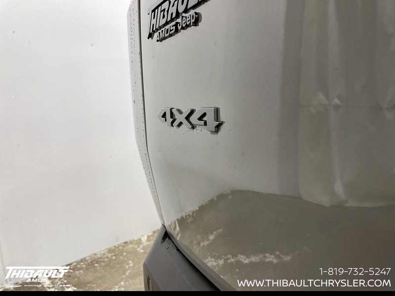 2026 Jeep Cherokee BASE