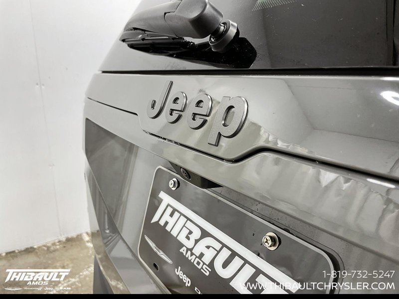 2026 Jeep Cherokee BASE
