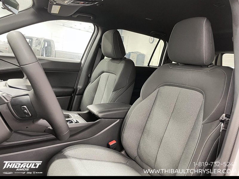 2026 Jeep Cherokee BASE