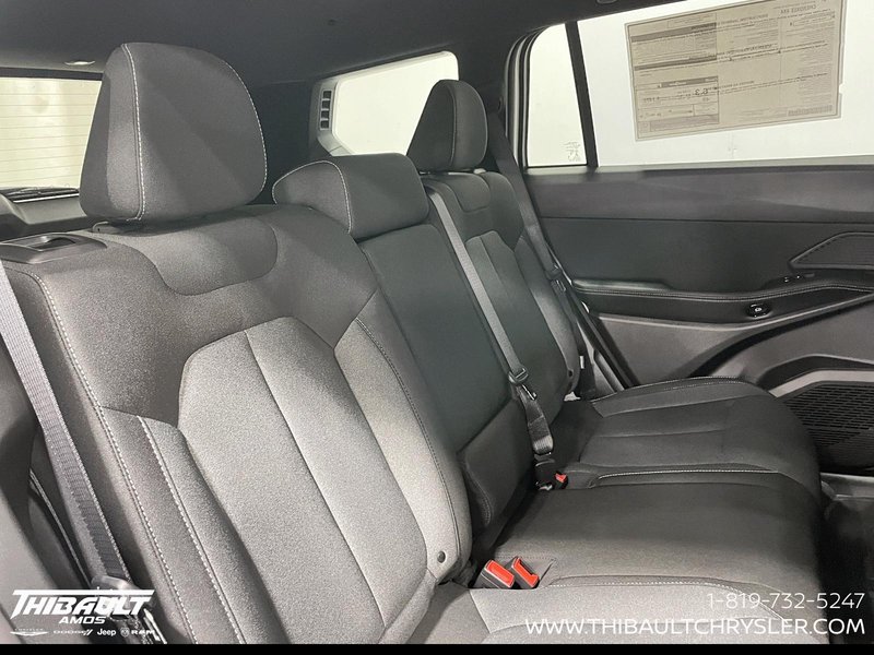 2026 Jeep Cherokee BASE