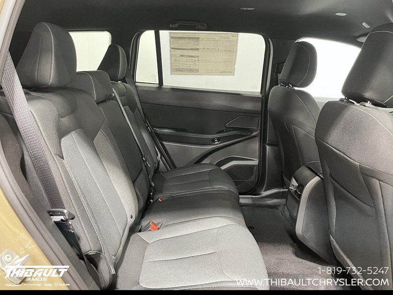 2026 Jeep Cherokee BASE