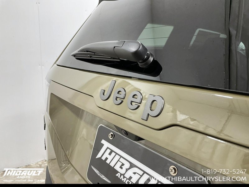 2026 Jeep Cherokee BASE