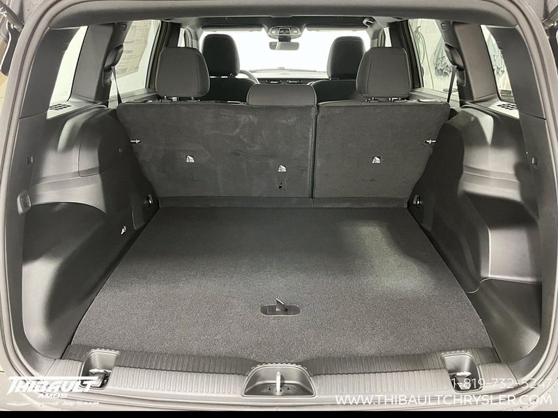 2026 Jeep Cherokee BASE