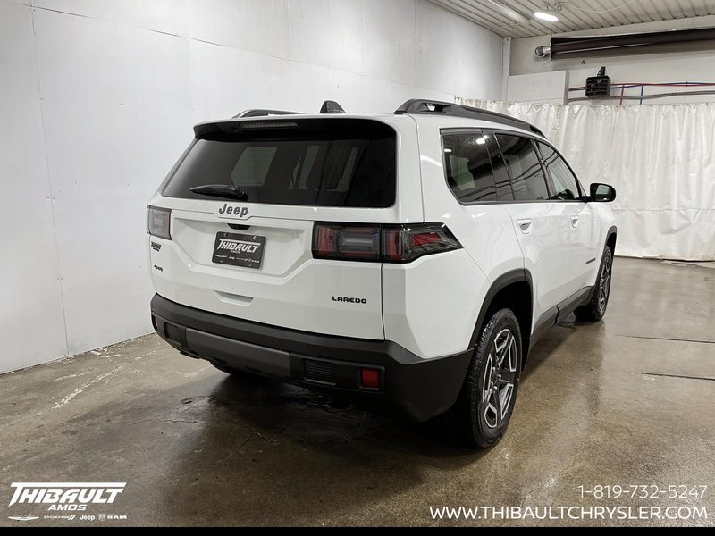 2026 Jeep Cherokee LAREDO