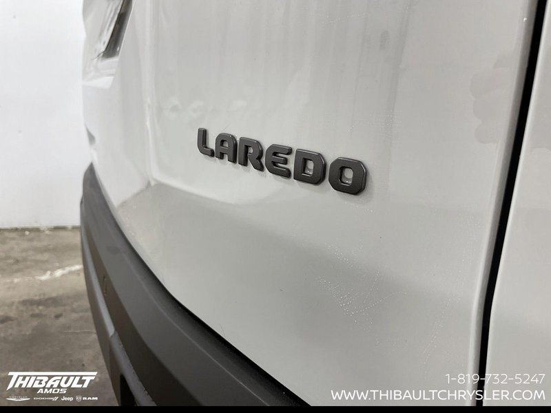 2026 Jeep Cherokee LAREDO