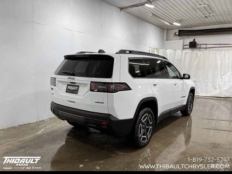 2026 Jeep Cherokee LAREDO