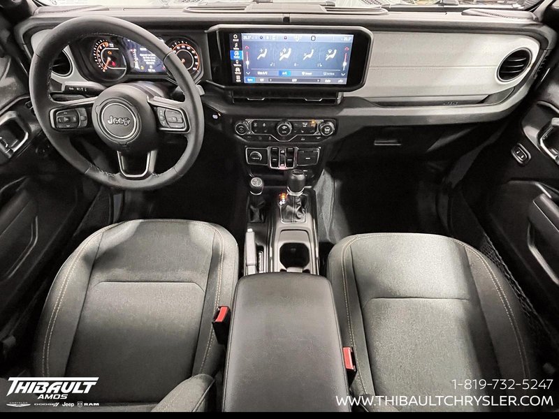 2026 Jeep Gladiator NIGHTHAWK