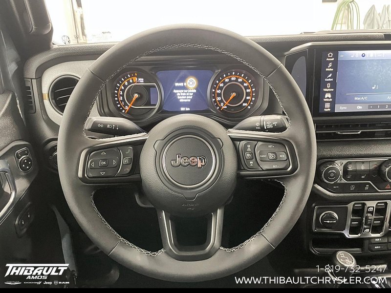 2026 Jeep Gladiator NIGHTHAWK