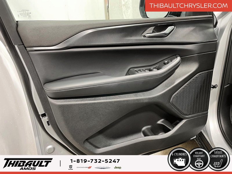 Jeep Grand Cherokee L ALTITUDE 2025