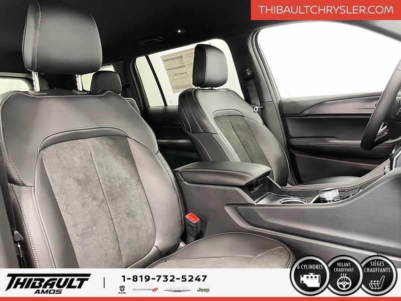 Jeep Grand Cherokee L ALTITUDE 2025