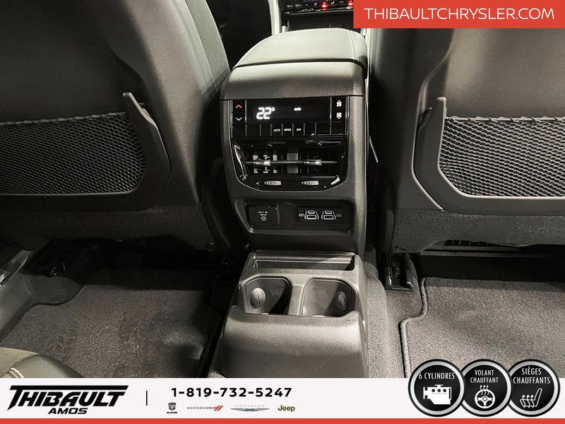 Jeep Grand Cherokee L ALTITUDE 2025