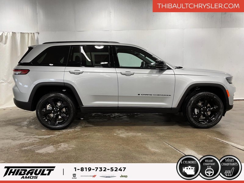 Jeep Grand Cherokee LAREDO ALTITUDE 2025