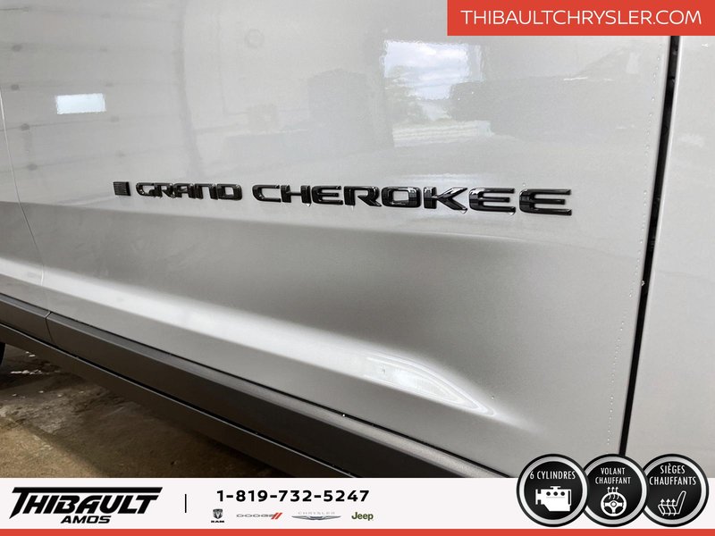 Jeep Grand Cherokee LAREDO ALTITUDE 2025