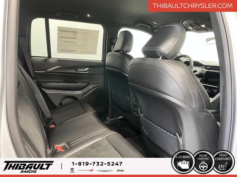 Jeep Grand Cherokee LAREDO ALTITUDE 2025