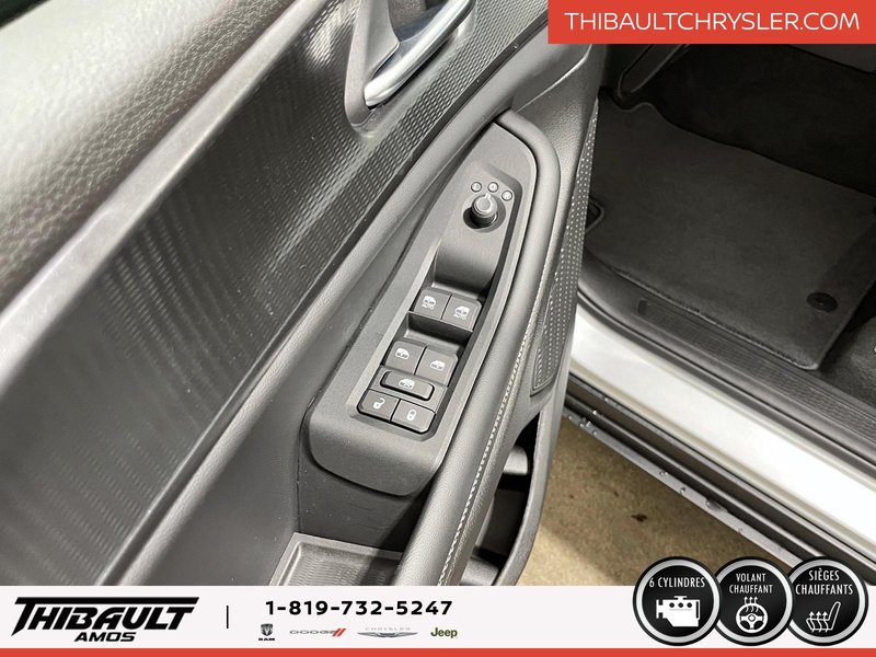 Jeep Grand Cherokee LAREDO ALTITUDE 2025